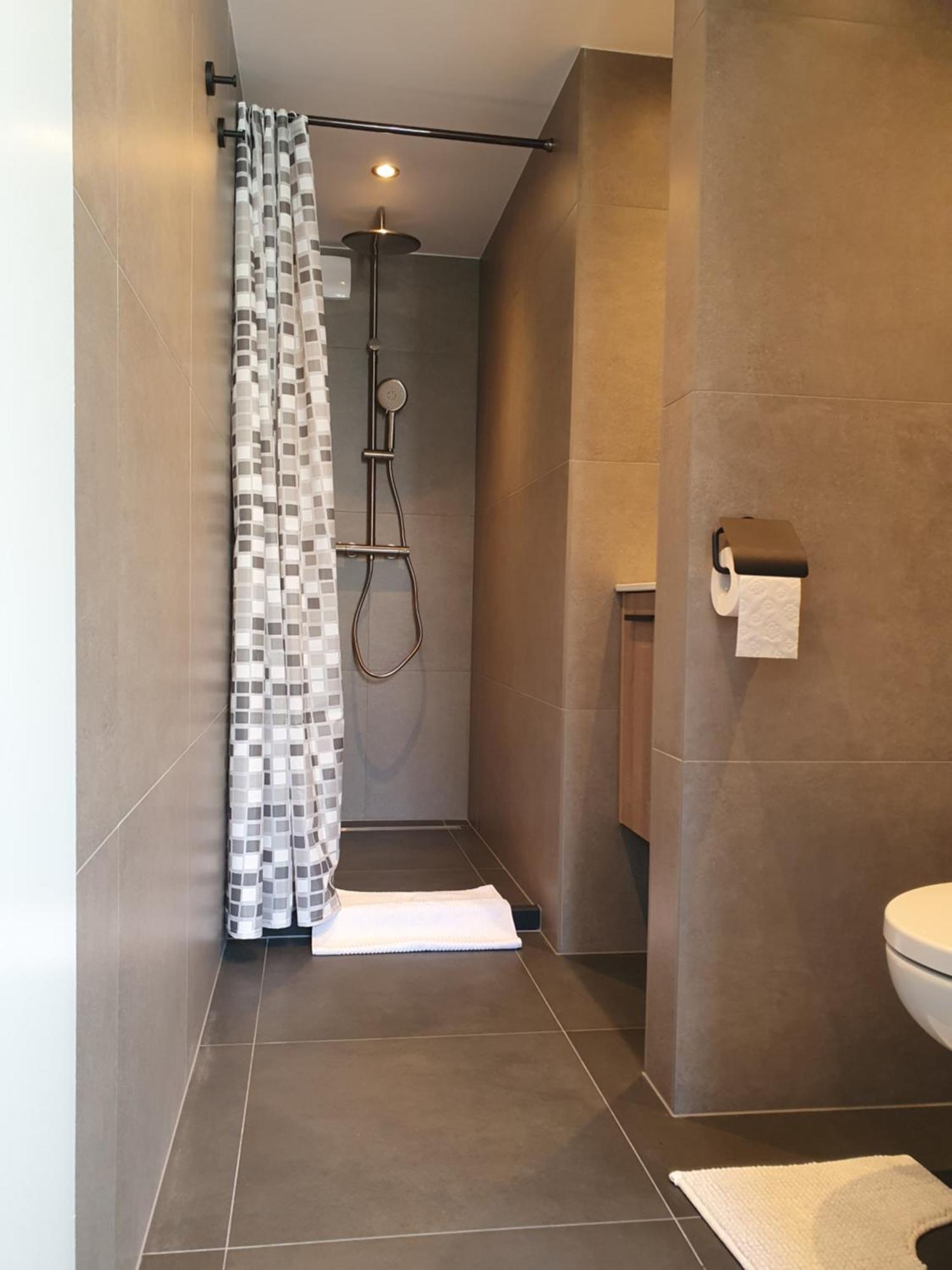Appartement Watertoren Met Tuin En Gratis Parkeren Goes